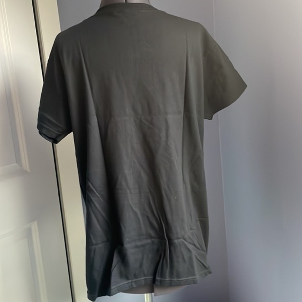 NWT Laurel Burch shirt “Moroccan Mares" black tee shirt size medium - Picture 6 of 7